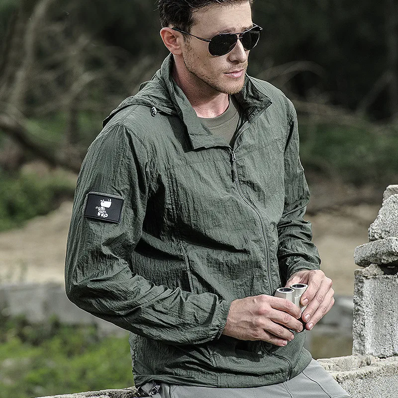 Waterproof Summer Army Casual Jacket Jacket Dry Raincoat Military 2021 Skin Sunscreen Men Thin Hooded Windbreaker Tactical Quick
Waterproof Summer Army Casual Jacket Jacket Dry Raincoat Military 2021 Skin Sunscreen Men Thin Hooded Windbreaker Tactical Quick