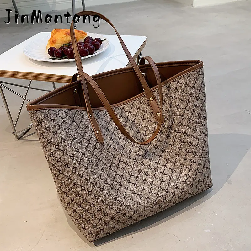 2 Pcs/set Luxury Designer High Capacity Tote Handbag for Women 2023 Trends Brand Designer Striped Shopper Shoulder Shopping Bag
2 Pcs/set Luxury Designer High Capacity Tote Handbag for Women 2023 Trends Brand Designer Striped Shopper Shoulder Shopping Bag