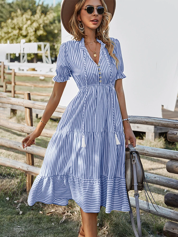 Fashion Women's Dress 2022 Summer Striped Temperament Elegant Office Lady A-LINE V-Neck Dresses Women Robe Long Skirt Tall Waist
Fashion Women's Dress 2022 Summer Striped Temperament Elegant Office Lady A-LINE V-Neck Dresses Women Robe Long Skirt Tall Waist