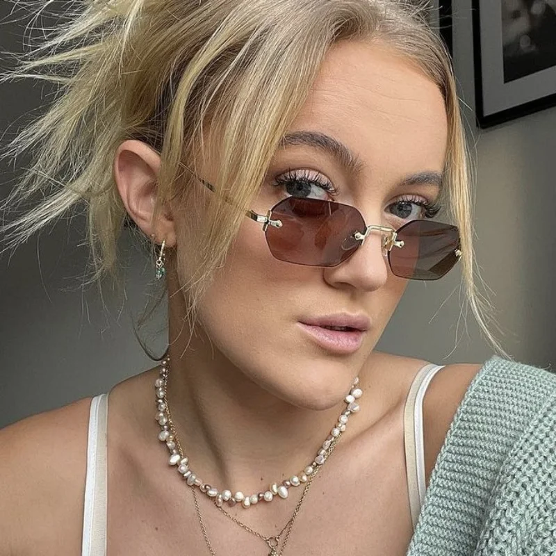 Brown Gradient Lens Metal Sunglasses Men Women Luxury Designer Rimless Small Square Sun Glasses for Men 2023 Framless
Brown Gradient Lens Metal Sunglasses Men Women Luxury Designer Rimless Small Square Sun Glasses for Men 2023 Framless