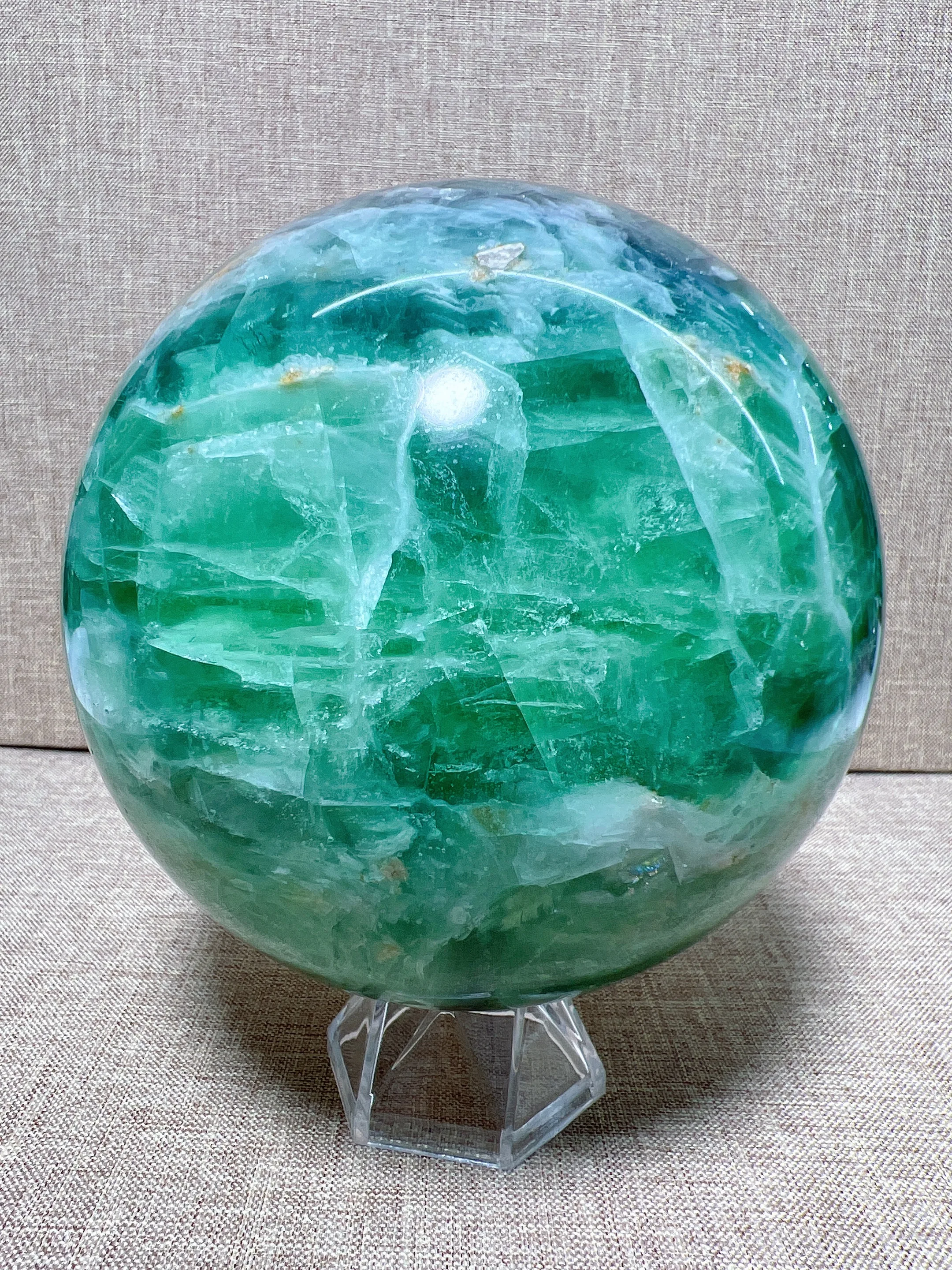 Natural Green Fluorite Sphere Free Form, Carving Reiki Healing Stone Home Decoration Exquisite Gift
Natural Green Fluorite Sphere Free Form, Carving Reiki Healing Stone Home Decoration Exquisite Gift