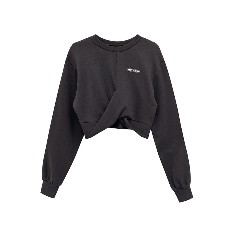 2022 Spring and Autumn fashion trend letter label crisscrossed hem short slimming sports women's round collar crop hoodie
2022 Spring and Autumn fashion trend letter label crisscrossed hem short slimming sports women's round collar crop hoodie
