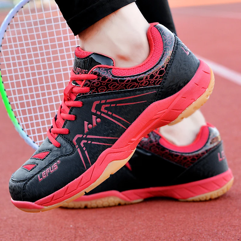 New Badminton Shoes Men Women Light Weight Badminton Sneakers Ladies Comfortable Tennis Shoes Size 36-45 Tennis Sneakers
New Badminton Shoes Men Women Light Weight Badminton Sneakers Ladies Comfortable Tennis Shoes Size 36-45 Tennis Sneakers