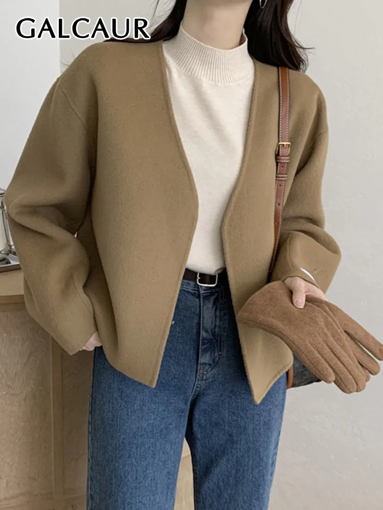 GALCAUR Minimalist Wool Blends For Women V Neck Long Sleeve Korean Casual Loose Coats Female Winter Fashion Clothing 2023 New
GALCAUR Minimalist Wool Blends For Women V Neck Long Sleeve Korean Casual Loose Coats Female Winter Fashion Clothing 2023 New
