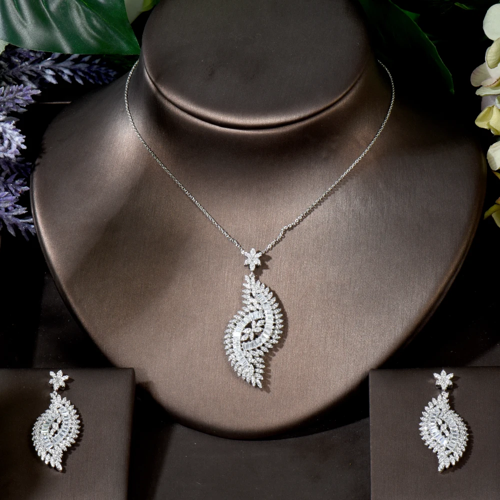 Fashion Geometric Micro Pave AAA Cubic Zirconia Necklace Earring Set Women Bridal Wedding Party Jewelry Accessories N-1813
Fashion Geometric Micro Pave AAA Cubic Zirconia Necklace Earring Set Women Bridal Wedding Party Jewelry Accessories N-1813