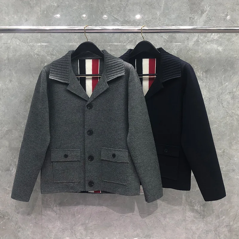 TB BROWIN Men Jacket Loose Wool Turn Down Collar Suit Solid Striped Coat Long Sleeve Outerwear Warm Korean Design
TB BROWIN Men Jacket Loose Wool Turn Down Collar Suit Solid Striped Coat Long Sleeve Outerwear Warm Korean Design