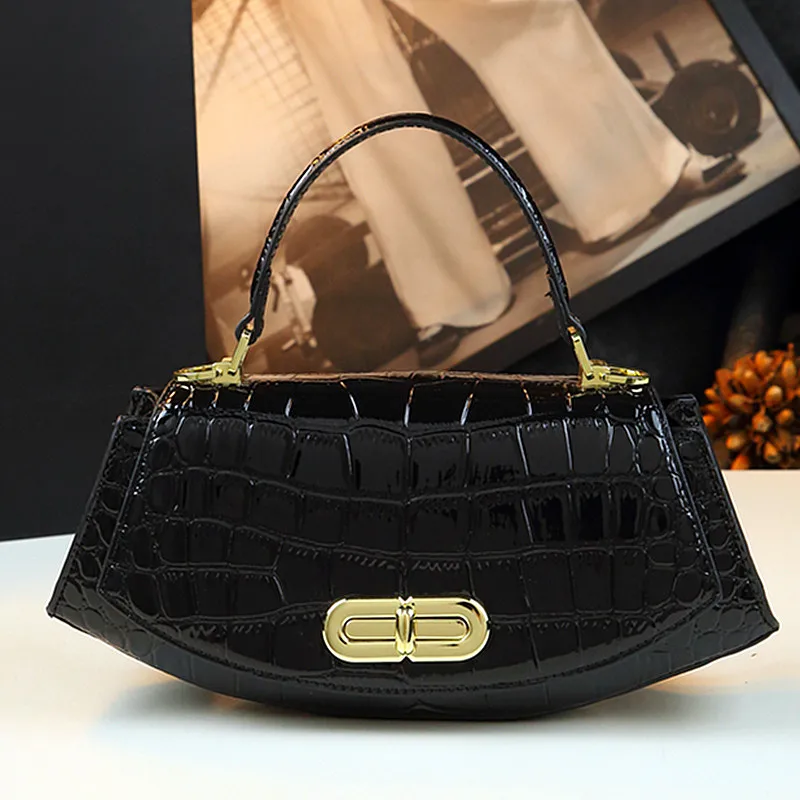 Luxury Fashion Genuine Leather Women Bag Crocodile Pattern 2023 Ladies Handbag Crossbody Bag Commuter Design Shoulder Saddle Bag
Luxury Fashion Genuine Leather Women Bag Crocodile Pattern 2023 Ladies Handbag Crossbody Bag Commuter Design Shoulder Saddle Bag