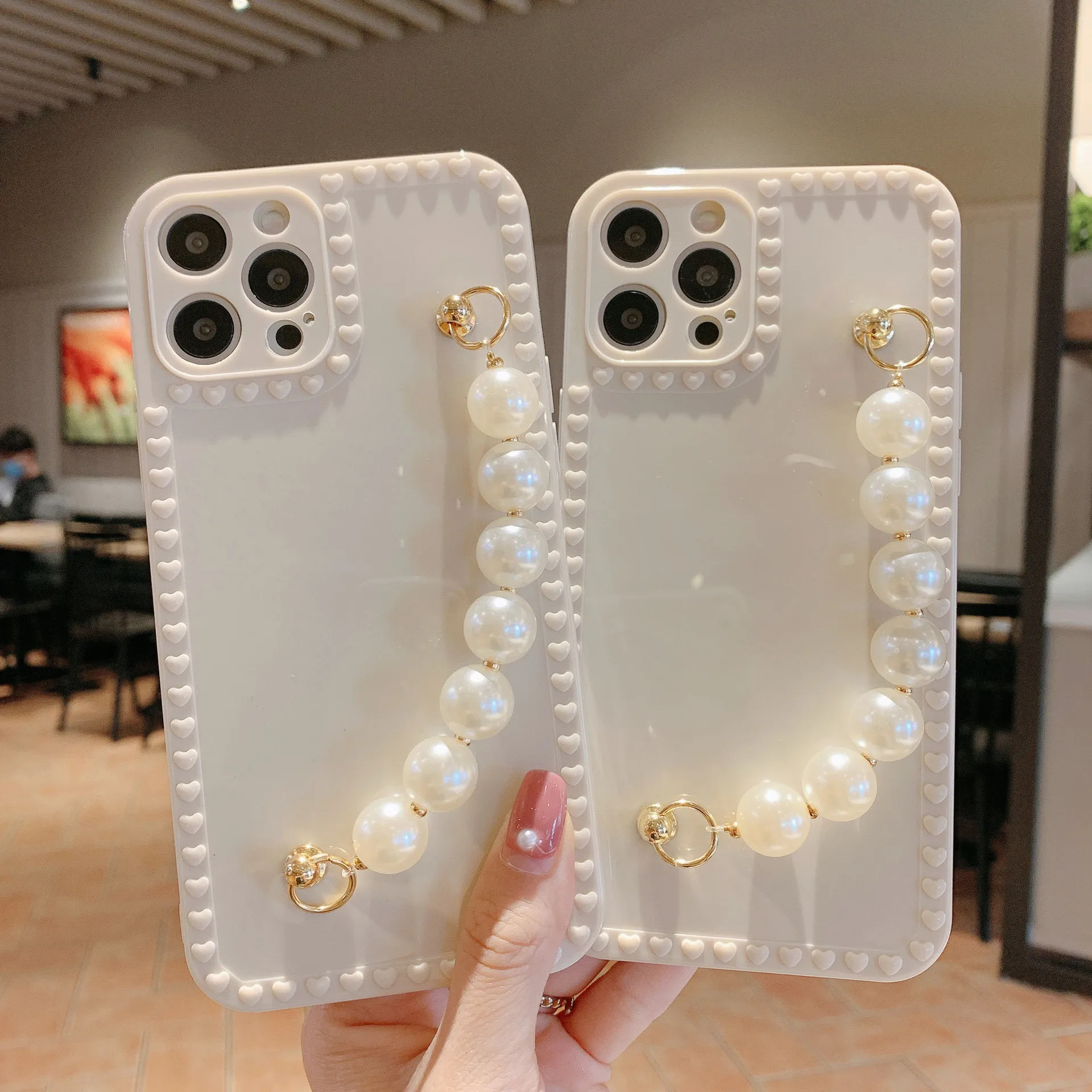 Cute pearl Bracelet Wrist Chain Case for iphone 13 Pro Max 12 11 MiNi XR X XS 7 8 plus Soft Back Cover for iphone 13
Cute pearl Bracelet Wrist Chain Case for iphone 13 Pro Max 12 11 MiNi XR X XS 7 8 plus Soft Back Cover for iphone 13
