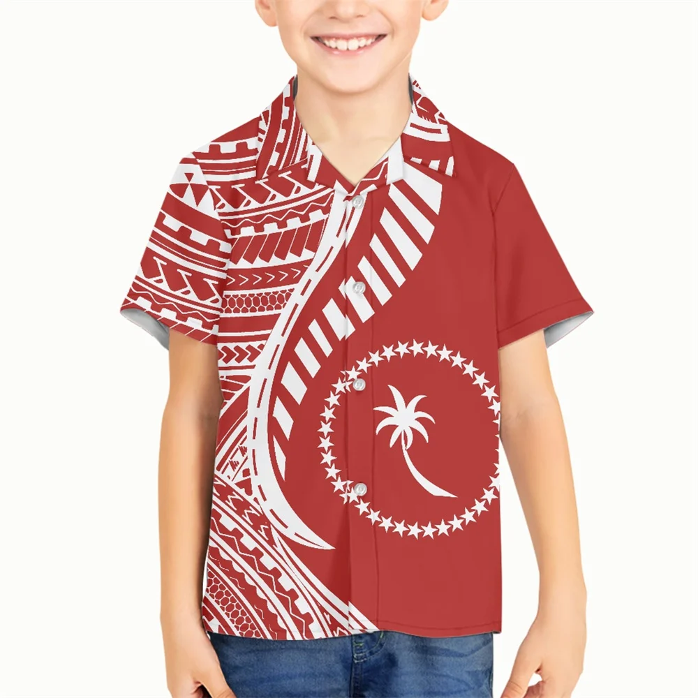 Рубашка с коротким рукавом и V-образным вырезом для мальчиков
Рубашка с коротким рукавом и V-образным вырезом для мальчиков