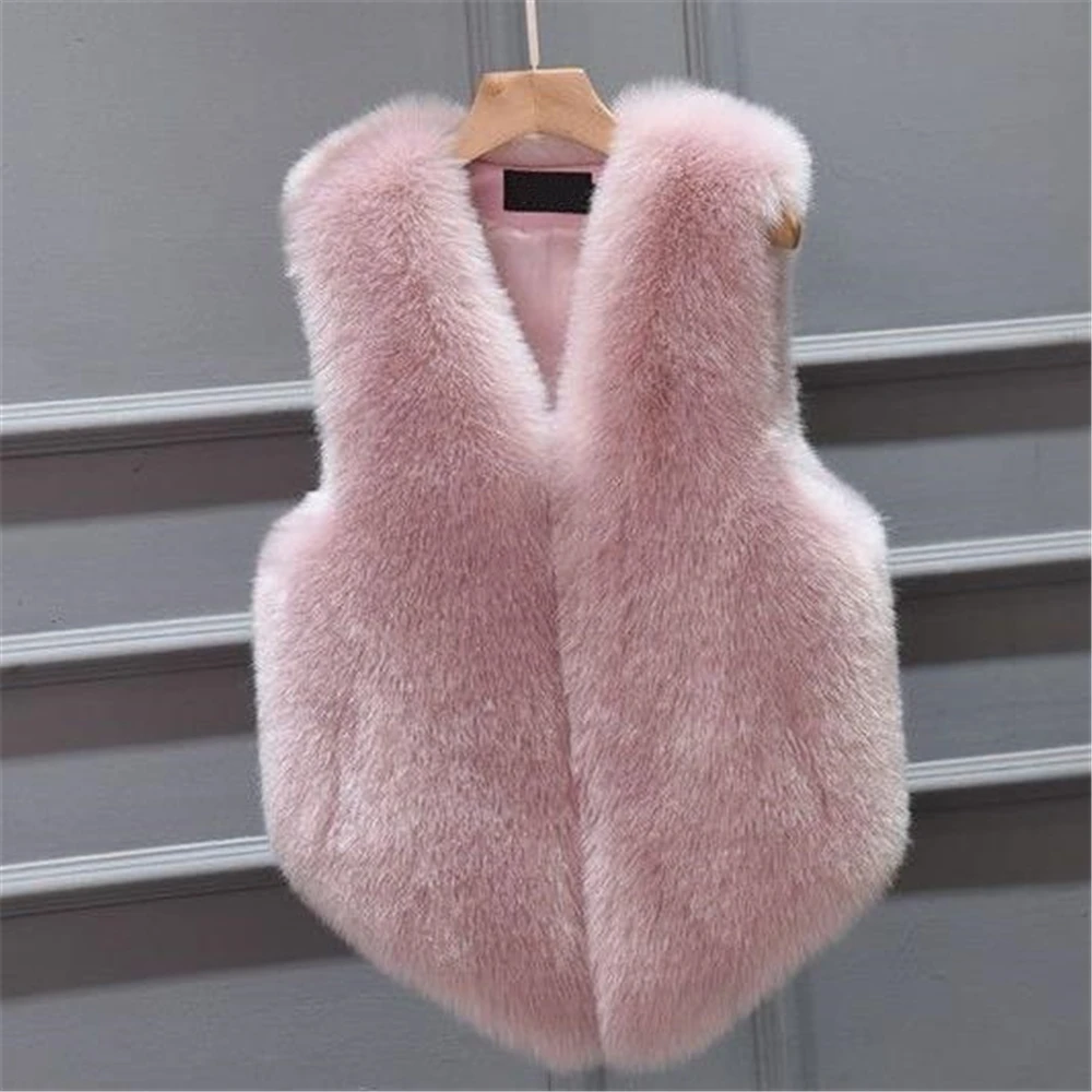 High quality Imitated Fur Vest coat Luxury Faux Fox Warm Women Coat Vests Winter Fashion furs Women's Coats Jacket Gilet Veste
High quality Imitated Fur Vest coat Luxury Faux Fox Warm Women Coat Vests Winter Fashion furs Women's Coats Jacket Gilet Veste