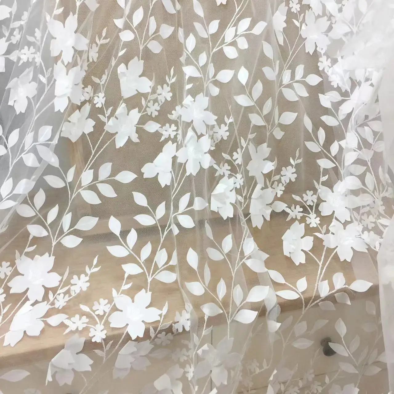 Free Shipping 1Yard 3D Flowers White Bridal Embroidery Lace Fabric For Wedding Dresses Soft Tulle DIY Sewing Accessories
Free Shipping 1Yard 3D Flowers White Bridal Embroidery Lace Fabric For Wedding Dresses Soft Tulle DIY Sewing Accessories
