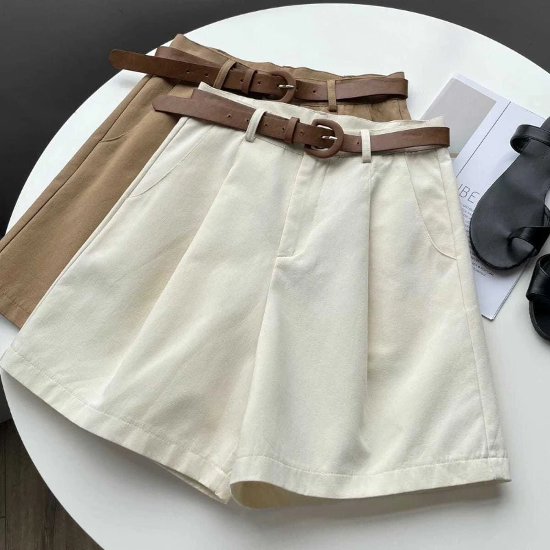 Cotton Shorts Women's Summer Loose High Waist Shorts Solid Casual Give Away Belt All-match Wide Leg Pants White Fashion Shorts
Cotton Shorts Women's Summer Loose High Waist Shorts Solid Casual Give Away Belt All-match Wide Leg Pants White Fashion Shorts