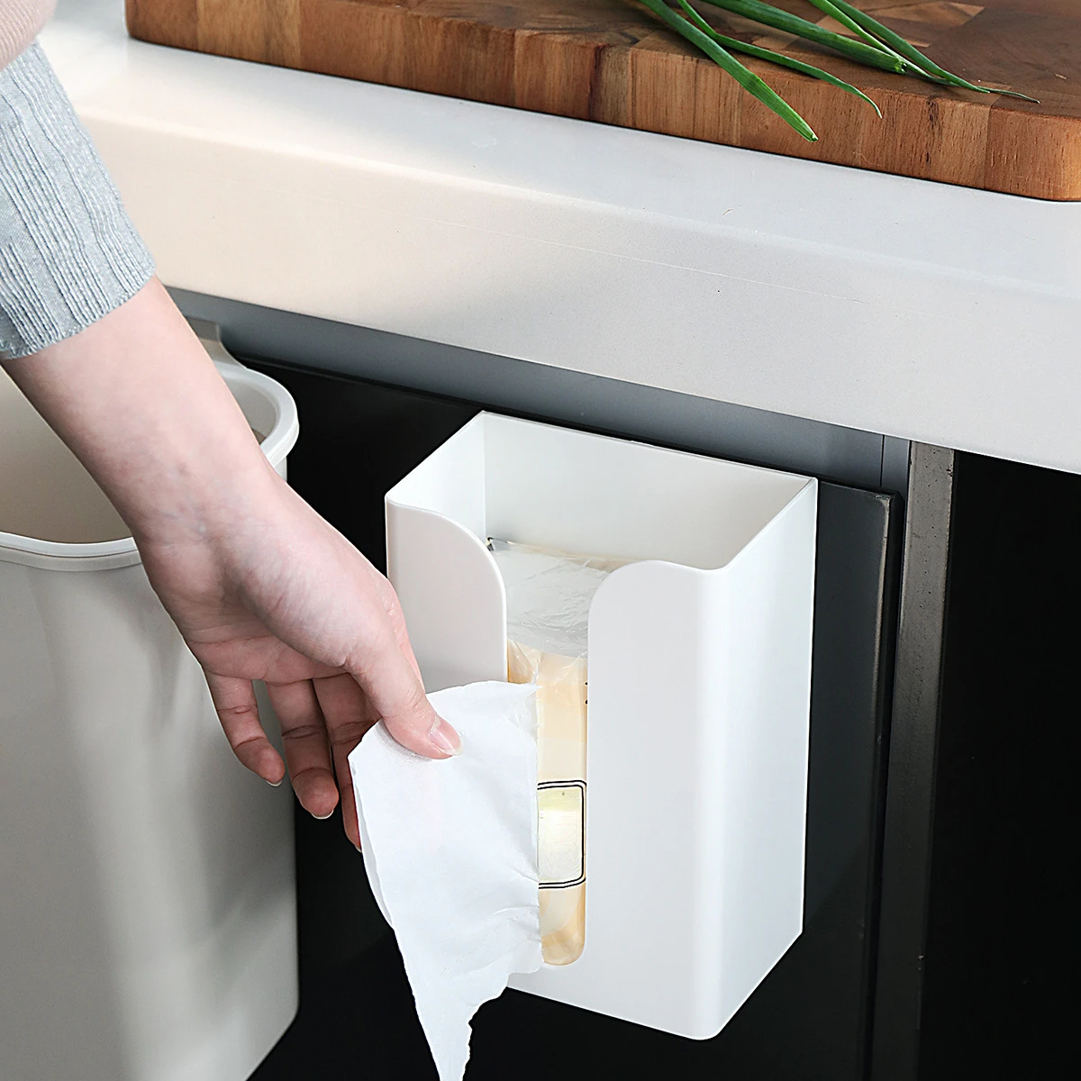Multifunction Toilet Paper Holder Bathroom Tissue Box Self Adhesive Tissue Box Napkin Holder Wall Mounted Garbage Dispenser
Multifunction Toilet Paper Holder Bathroom Tissue Box Self Adhesive Tissue Box Napkin Holder Wall Mounted Garbage Dispenser