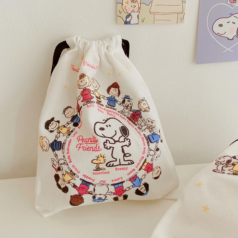 27*23Cm Cute Snoopy Cartoon Ins Canvas Drawstring Storage Bag Hanging Bag Sundries Socks Environmental Protection Kawaii Bag
27*23Cm Cute Snoopy Cartoon Ins Canvas Drawstring Storage Bag Hanging Bag Sundries Socks Environmental Protection Kawaii Bag