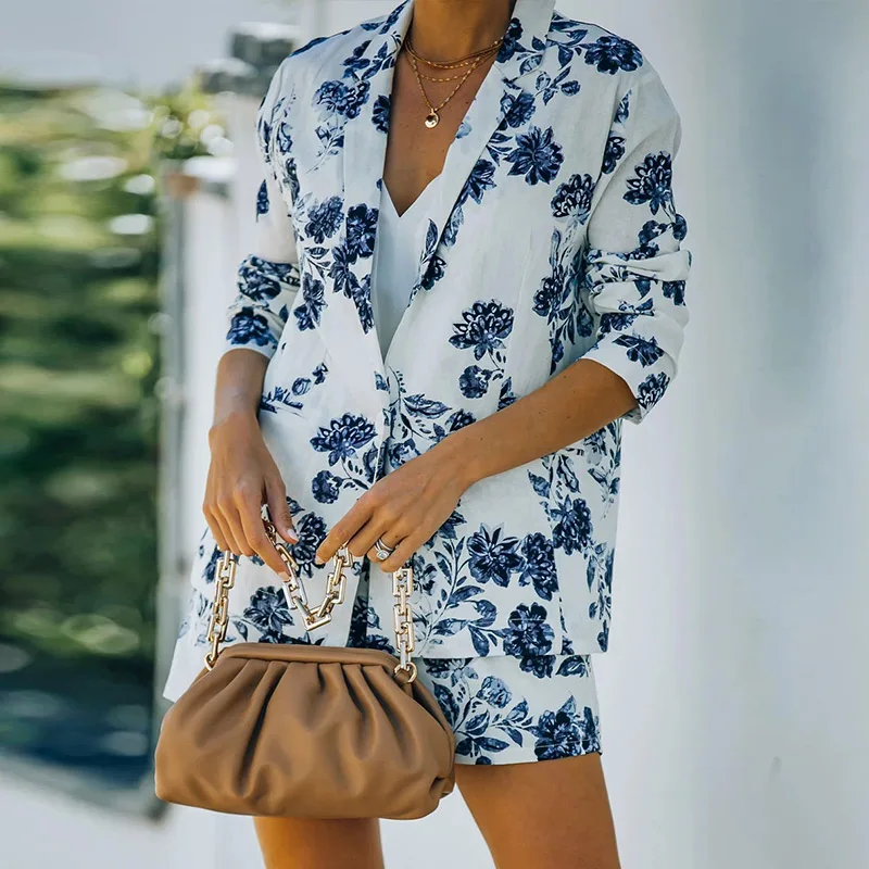 Summer Casual Cornflower Short Sleeve Blazer Suit Spring Summer Women Solid V-neck Top Two-piece Sets Female Streetwear Outfits
Summer Casual Cornflower Short Sleeve Blazer Suit Spring Summer Women Solid V-neck Top Two-piece Sets Female Streetwear Outfits