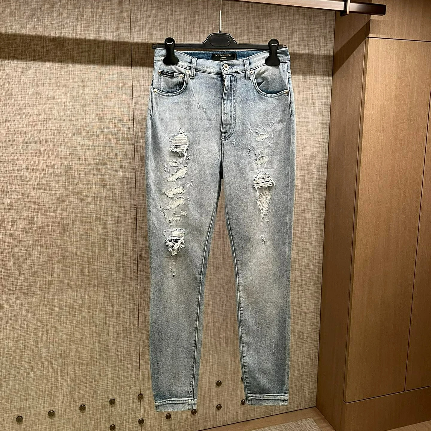 

2022 New Summer Women Pants D Style Luxury High Waisted Pants Lmitation Denim Scratched Distressed Run Away