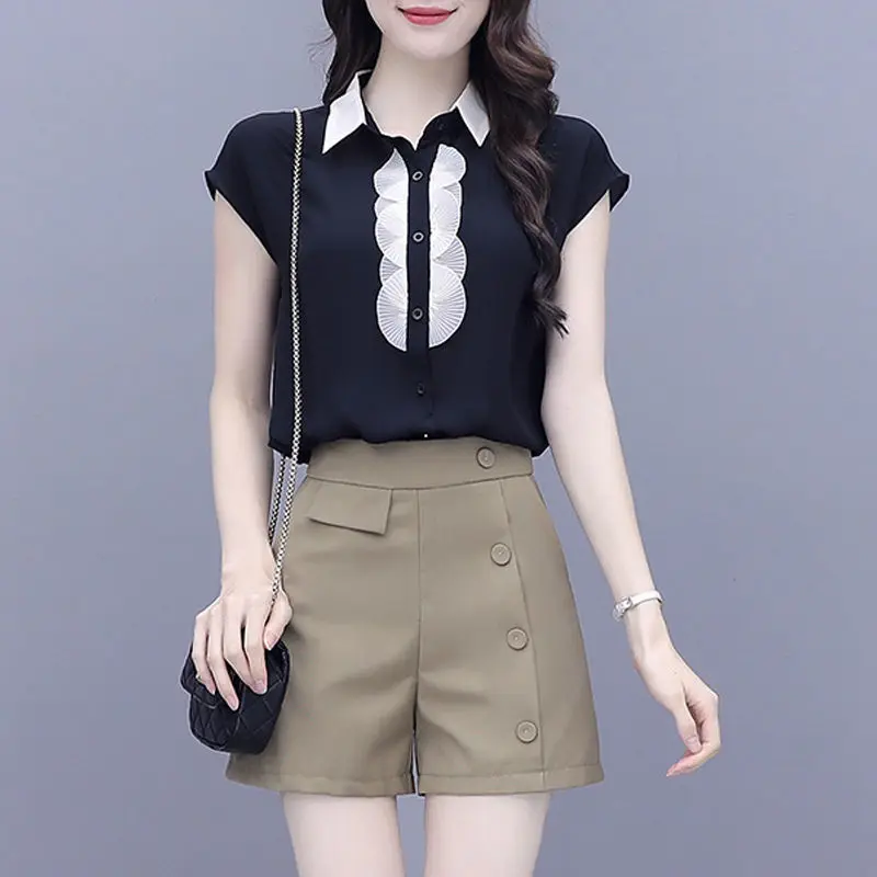 2022 Women Summer New Two-piece Sets Female Short-sleeved Chiffon Shirts and Loose Solid Shorts Ladies Fashion OL Suits Q154
2022 Women Summer New Two-piece Sets Female Short-sleeved Chiffon Shirts and Loose Solid Shorts Ladies Fashion OL Suits Q154