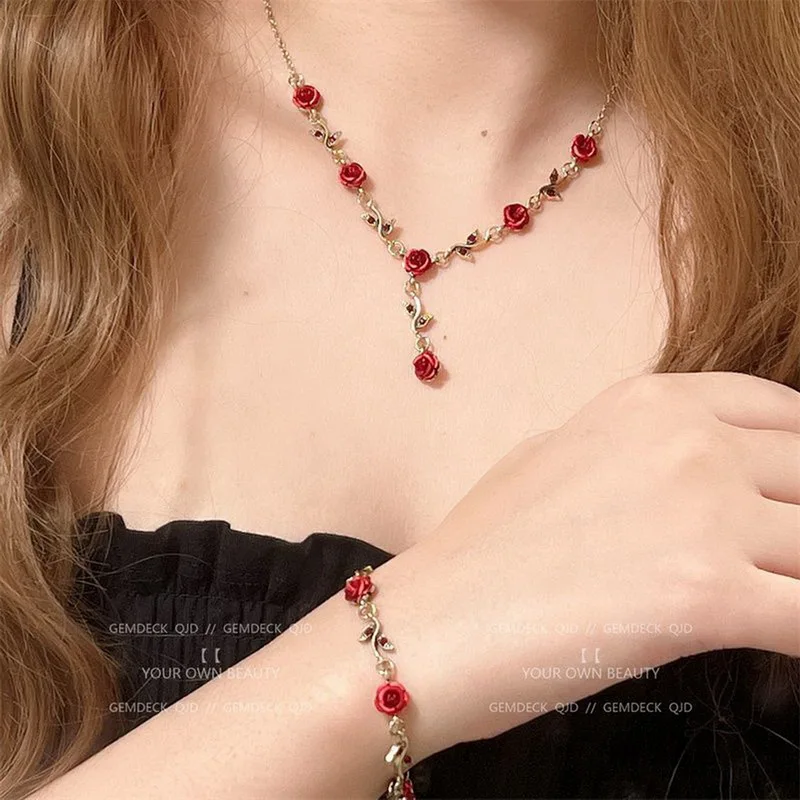 Red Rose Necklace Bracelet Drop Earrings S925 Silver Needle Earrings Vintage Retro Personalized Fashion Necklace Jewelry Set
Red Rose Necklace Bracelet Drop Earrings S925 Silver Needle Earrings Vintage Retro Personalized Fashion Necklace Jewelry Set
