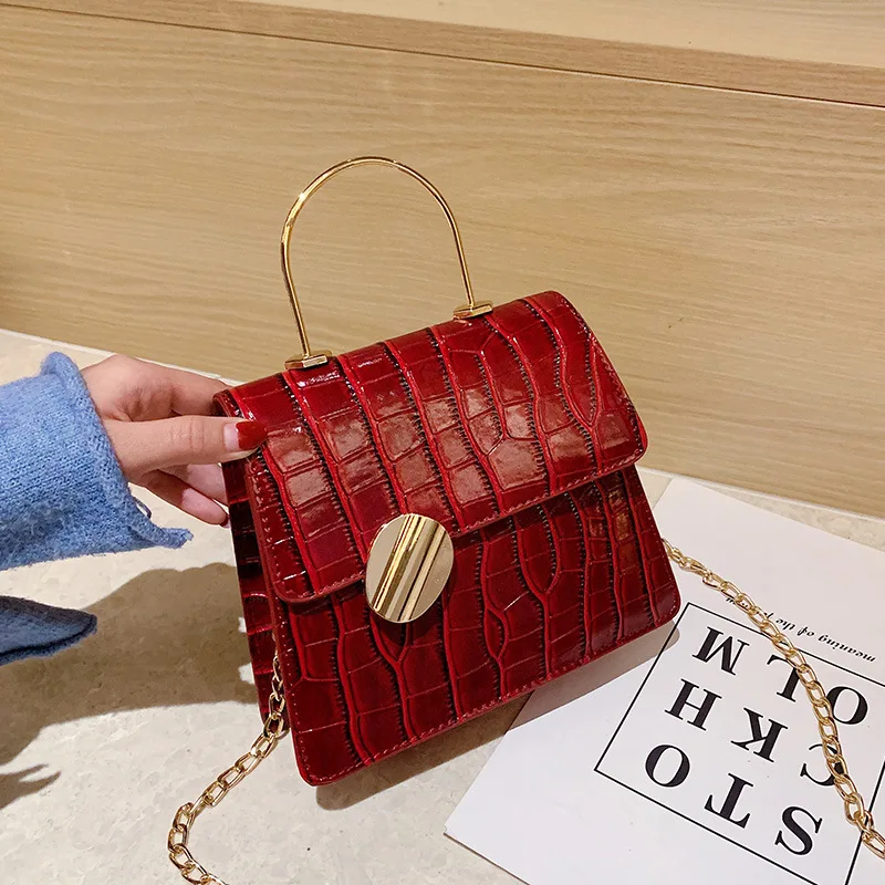 High Quality Stone Grain Chain Small Square Bag 2021 New Fashion Messenger Shoulder Bag Versatile Underarm Bag Luxury Designer
High Quality Stone Grain Chain Small Square Bag 2021 New Fashion Messenger Shoulder Bag Versatile Underarm Bag Luxury Designer