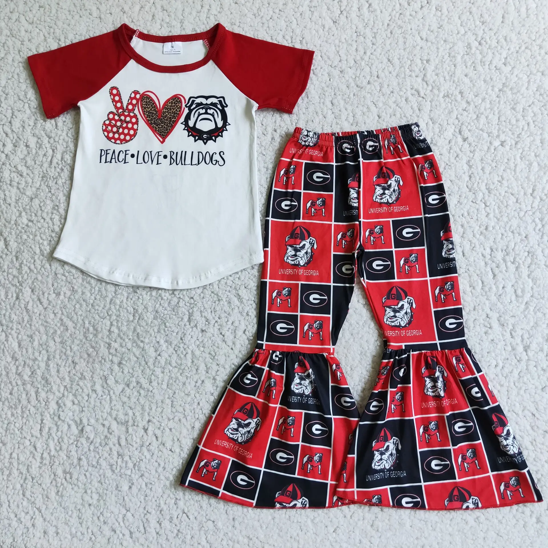 Fashion Baby Girl Toddler Peace Love Clothing Red Short Sleeve Shirt Top Ball Game Bell Pants Outfit Wholesale Kids Clothes Set 
Fashion Baby Girl Toddler Peace Love Clothing Red Short Sleeve Shirt Top Ball Game Bell Pants Outfit Wholesale Kids Clothes Set