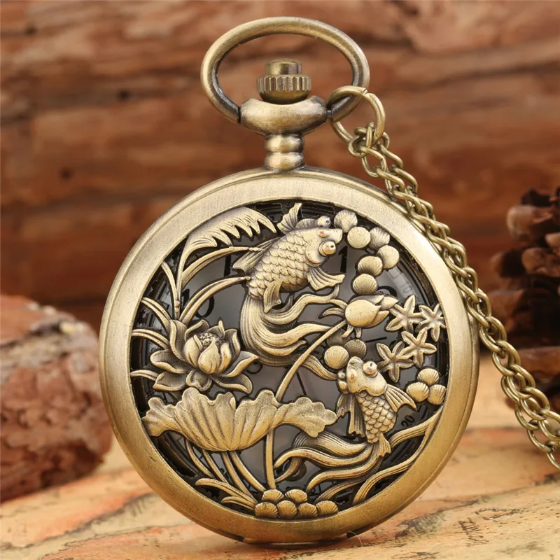 

Steampunk Hollow Out Carp Cover Men Women Quartz Analog Pocket Watch with Necklace Pendant Chain Arabic Number Display Clock