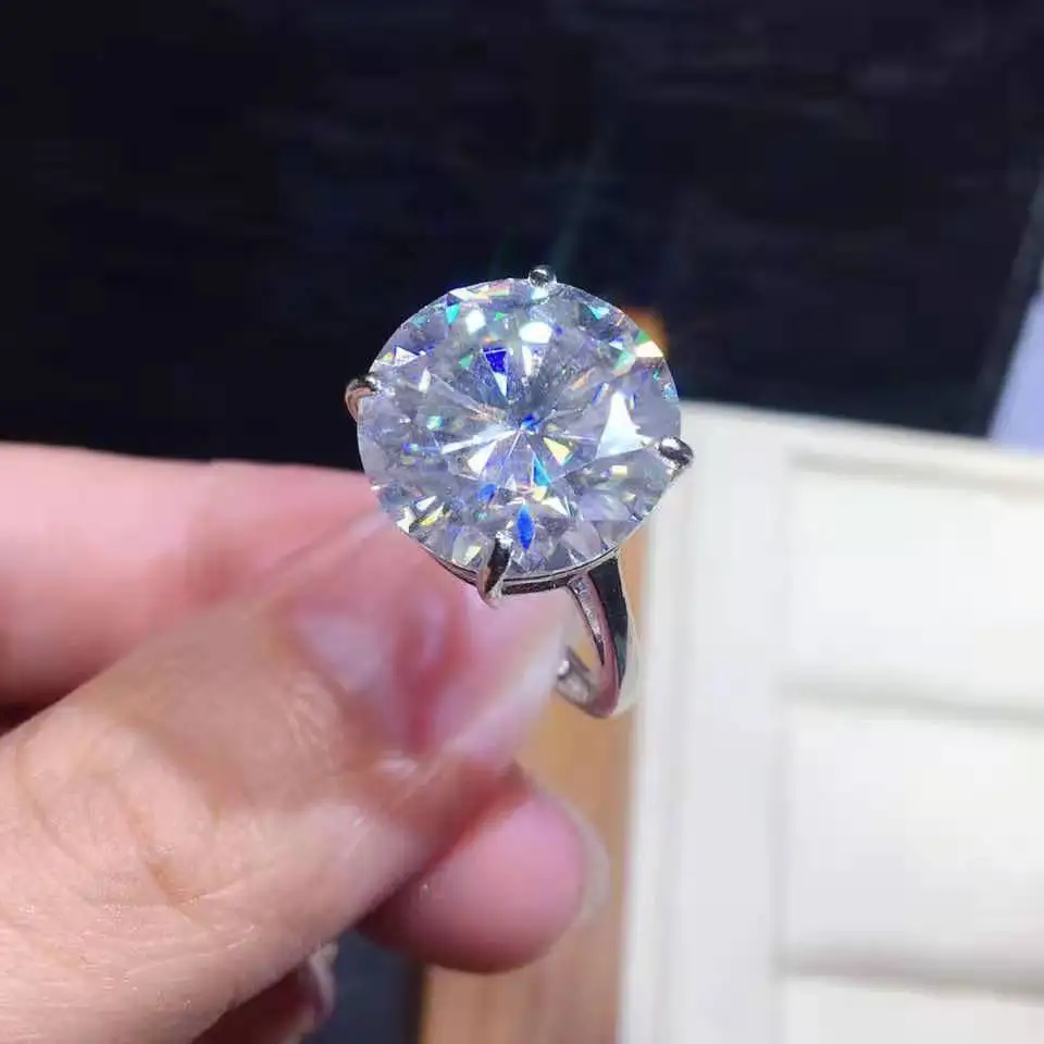 New 10 Carat Men's Ring Vvs Clarity GRA Eight Heart Eight Arrow Cut
New 10 Carat Men's Ring Vvs Clarity GRA Eight Heart Eight Arrow Cut