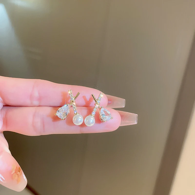 

DREJEW Sparkling Zircon Cross X Geometric Women's Earrings Water Drops Imitation Pearls Piercing Stud Earrings Luxury Jewelry