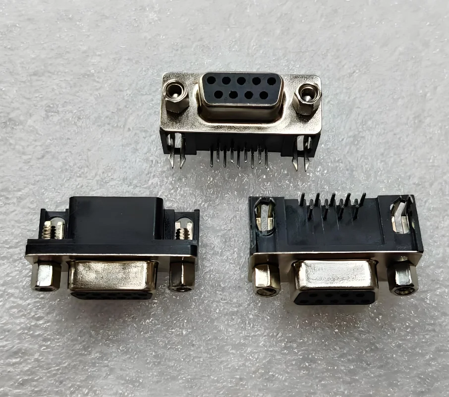 Разъемы D-SUB/VGA 5 шт.
Разъемы D-SUB/VGA 5 шт.