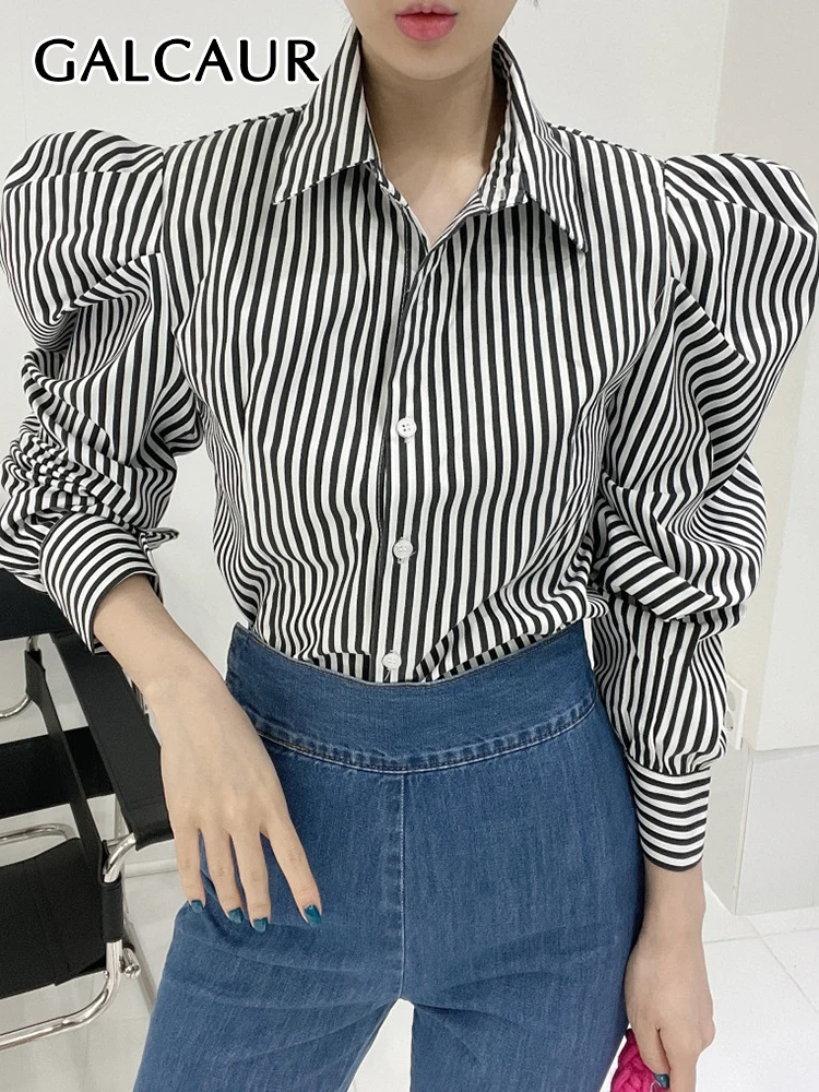 GALCAUR Minimalist Temperament Shirts For Women Lapel Puff Sleeve Patchwork Single Breasted Korean Casual Loose Blouses Female
GALCAUR Minimalist Temperament Shirts For Women Lapel Puff Sleeve Patchwork Single Breasted Korean Casual Loose Blouses Female