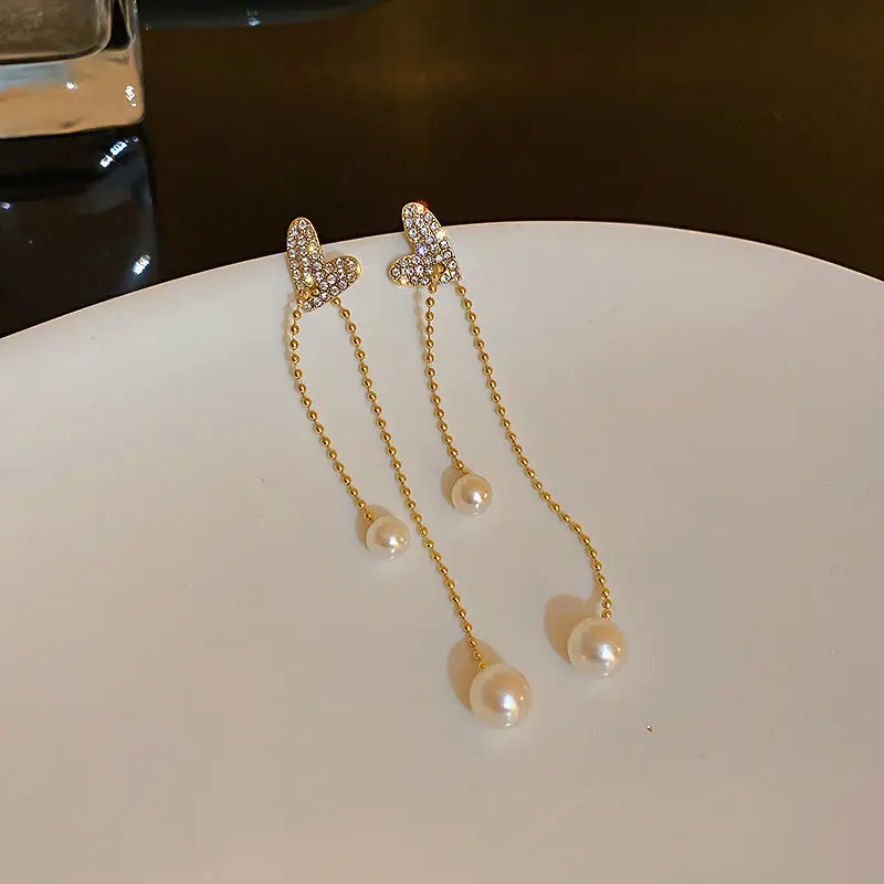 Elegant Pull Pearl Tassel Dangle Earrings for Women Fashion Delicate Zircon Heart Drop Earrings Female Luxury Vintage Ear Drop
Elegant Pull Pearl Tassel Dangle Earrings for Women Fashion Delicate Zircon Heart Drop Earrings Female Luxury Vintage Ear Drop
