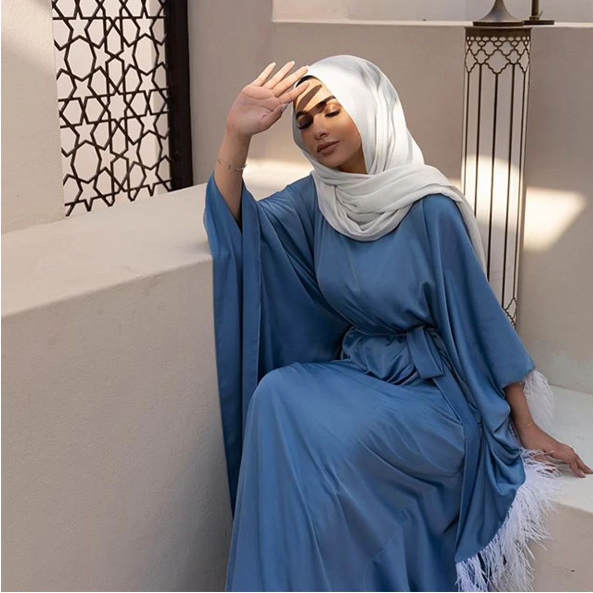 Kaftan Caftan For Women Fashion Stitching Feather Elegant Loose Muslim Robe Bat Sleeve Large Women's Dress Abaya Turkey Dress
Kaftan Caftan For Women Fashion Stitching Feather Elegant Loose Muslim Robe Bat Sleeve Large Women's Dress Abaya Turkey Dress