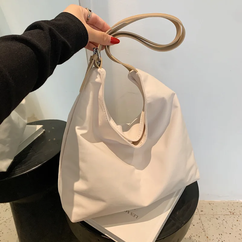 Canvas Shopping Bag Letter Print Large Capacity Conventional Tote Bag Fashion Student Women's Shoulder Bag Simple Bags
Canvas Shopping Bag Letter Print Large Capacity Conventional Tote Bag Fashion Student Women's Shoulder Bag Simple Bags