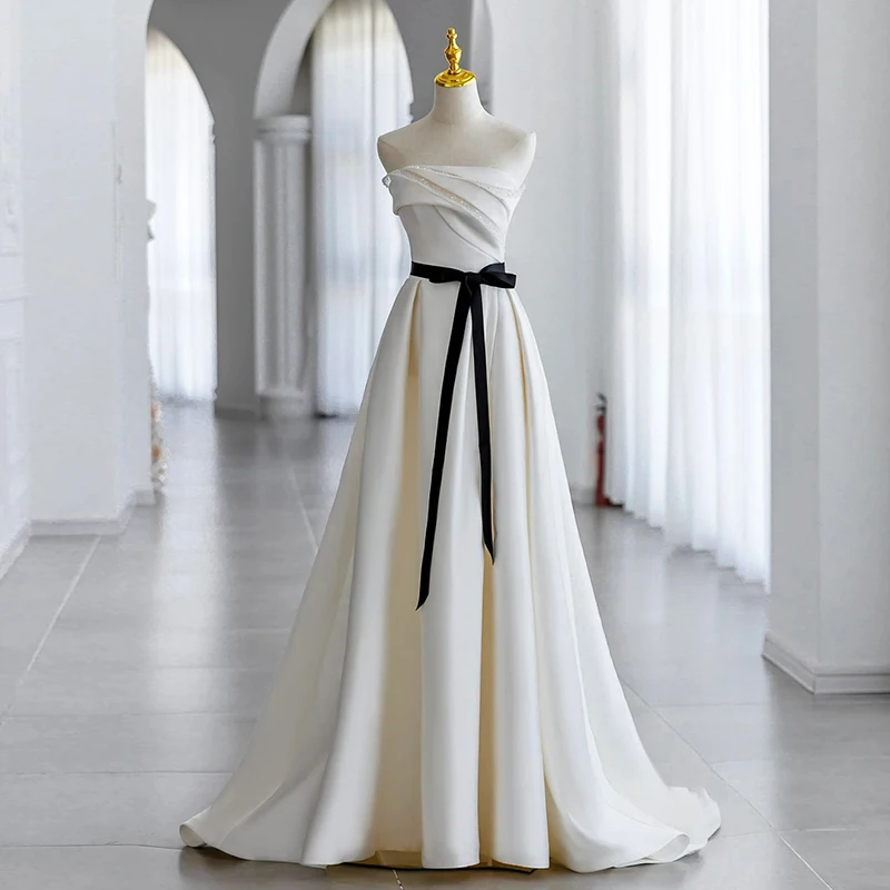 New Elegant A Line Wedding Dresses With Small Train Sexy Strapless Sukienki Na Wesele Damskie Simple Bride Dress With Bow Belt
New Elegant A Line Wedding Dresses With Small Train Sexy Strapless Sukienki Na Wesele Damskie Simple Bride Dress With Bow Belt
