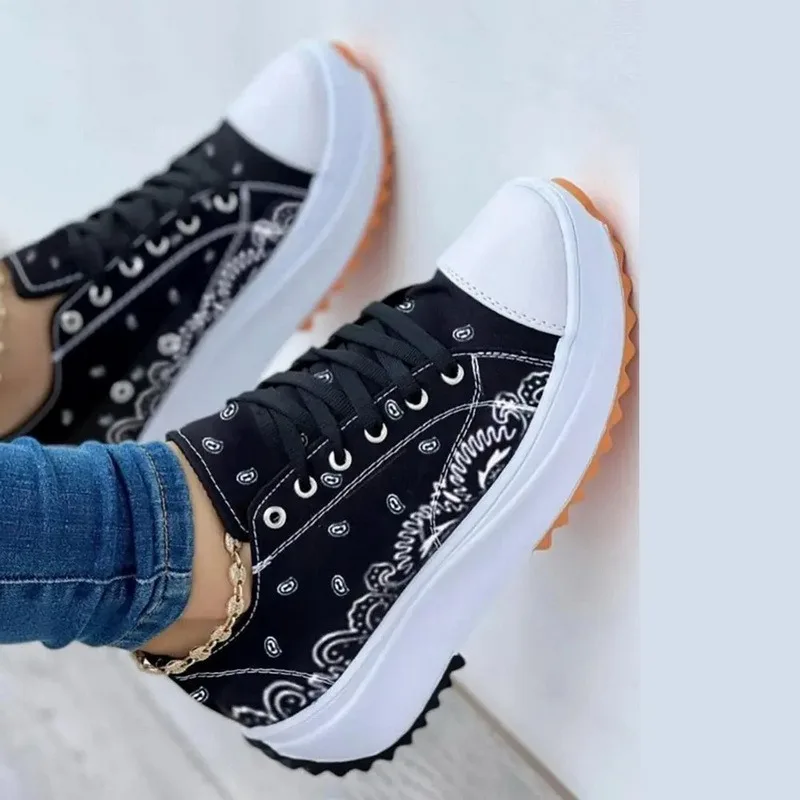 Female Single Shoe Spring Summer Platform Large Size Lady Sneaker 2022 Low-Top Women Canvas Shoess Thick-Soled Candy Color Flats
Female Single Shoe Spring Summer Platform Large Size Lady Sneaker 2022 Low-Top Women Canvas Shoess Thick-Soled Candy Color Flats