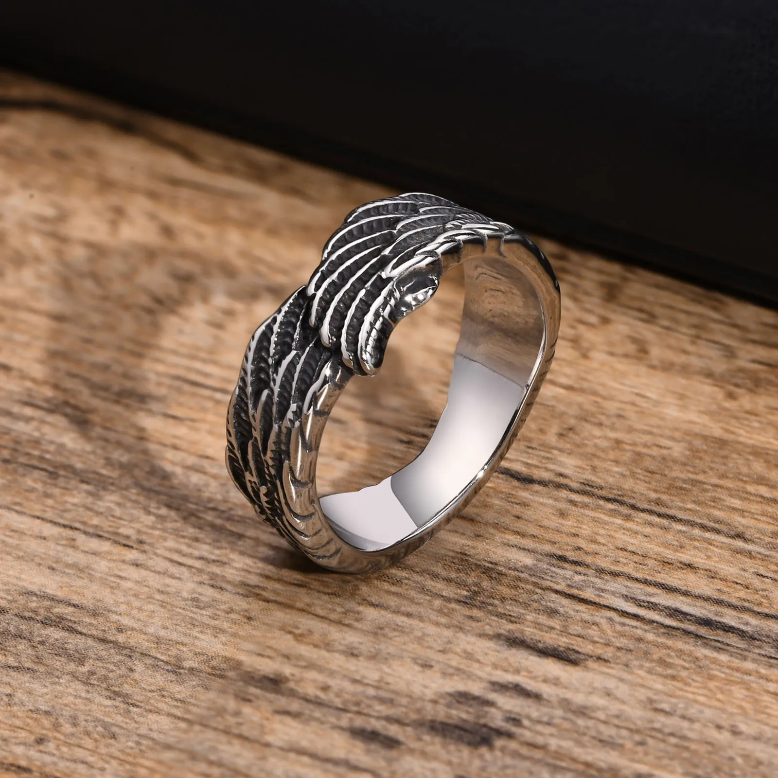 Rock Punk Wing Rings for Men, Stainless Steel Eagle Feather Finger Band,Cool Gothic Statement Male Jewelry
Rock Punk Wing Rings for Men, Stainless Steel Eagle Feather Finger Band,Cool Gothic Statement Male Jewelry