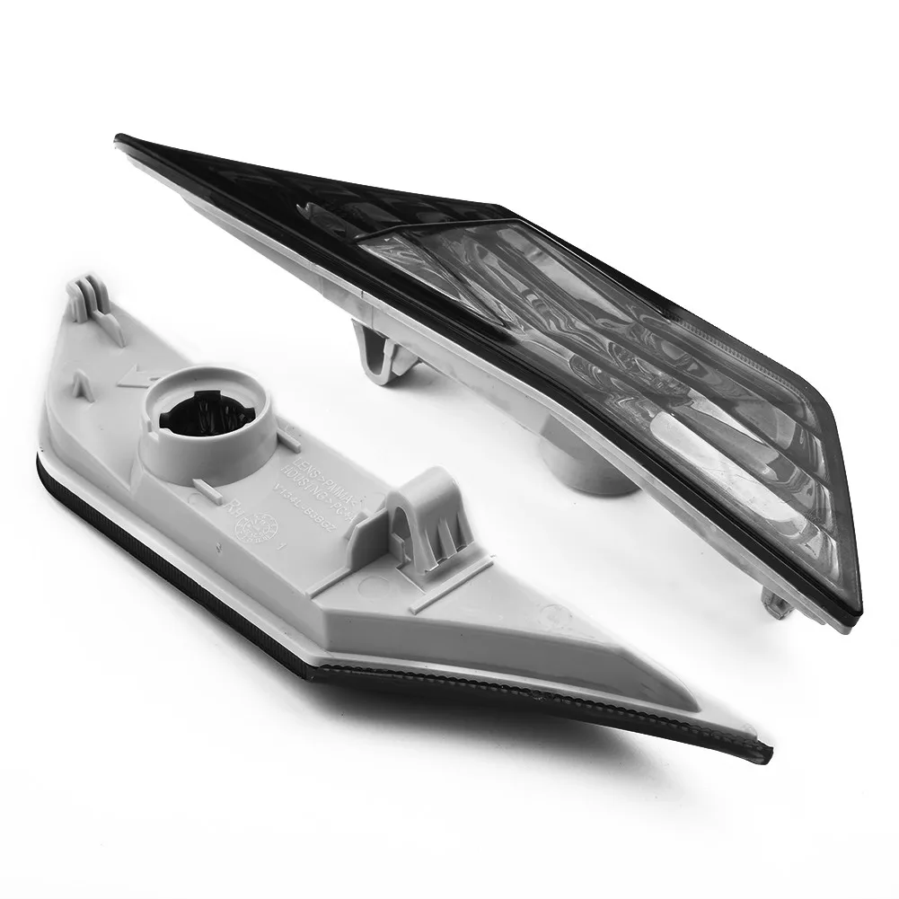 Turn Signal Light Side Marker Lamp White Light Black Shell Replaces Width Light 20.5*4.5*3.3cm Black New Practical
Turn Signal Light Side Marker Lamp White Light Black Shell Replaces Width Light 20.5*4.5*3.3cm Black New Practical