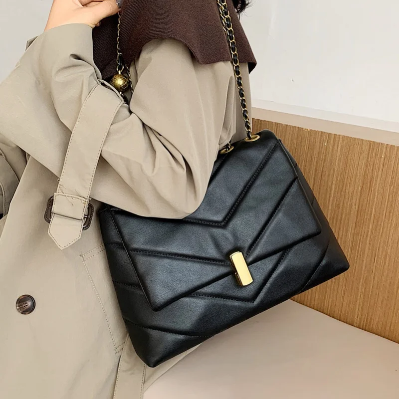 New Soft Leather Chain Women Shoulder Crossbody Bags Luxury Handbags Ladies Messenger Bags
New Soft Leather Chain Women Shoulder Crossbody Bags Luxury Handbags Ladies Messenger Bags