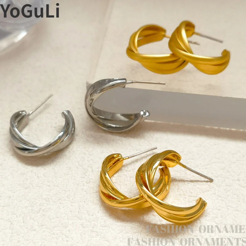 Modern Jewelry 925 Silver Needle Simply Metal Hoop Earrings For Girl Women Party Wedding Gift Hot Sale Ear Accessories
Modern Jewelry 925 Silver Needle Simply Metal Hoop Earrings For Girl Women Party Wedding Gift Hot Sale Ear Accessories