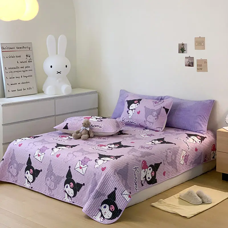 Sanrios Kawaii Soft Bedding Kuromi Cinnamorol Cartoon Cotton Student Home Three-Piece Suit Bed Sheet Quilt Cover Bed Accessories
Sanrios Kawaii Soft Bedding Kuromi Cinnamorol Cartoon Cotton Student Home Three-Piece Suit Bed Sheet Quilt Cover Bed Accessories