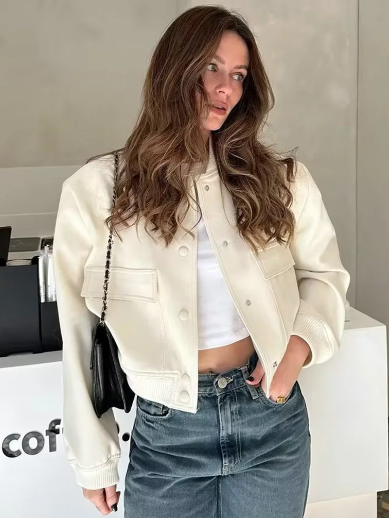 TRAF 2023 Women Bomber Jacket Fashion Spring Jackets with Pockets Vintage Female Long Sleeve Casual Coat New In Outerwear Tops 
TRAF 2023 Women Bomber Jacket Fashion Spring Jackets with Pockets Vintage Female Long Sleeve Casual Coat New In Outerwear Tops