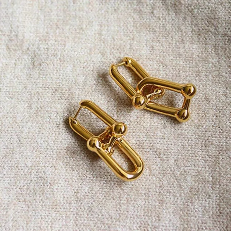 2022 New Metal Texture U-Shaped European and American Simple Cold Style 925 Women's Long New Style Trendy Earrings
2022 New Metal Texture U-Shaped European and American Simple Cold Style 925 Women's Long New Style Trendy Earrings