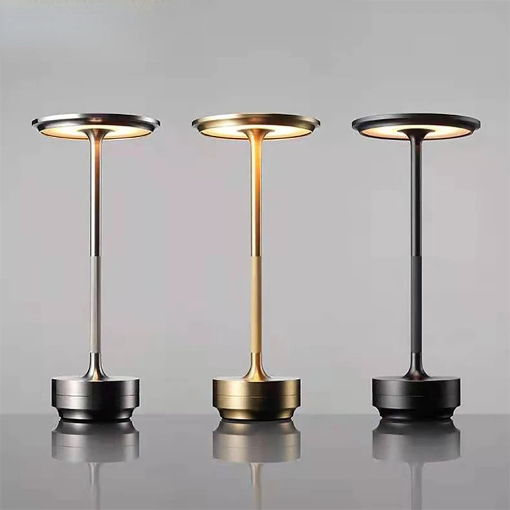 Simple charging desk lamp restaurant bar desk lamp dimming atmosphere retro portable charging touch USB lamp desk
Simple charging desk lamp restaurant bar desk lamp dimming atmosphere retro portable charging touch USB lamp desk