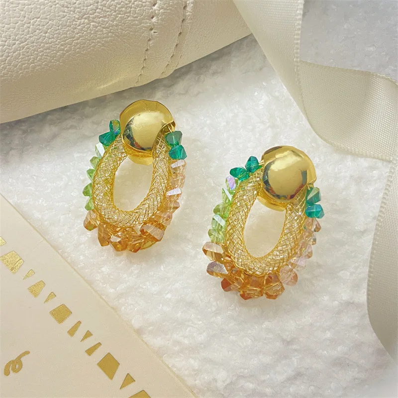 European and American Elegant Vintage Hollow Oval Court Style Earrings Ins Fashion Luxury Irregular Earrings Earrings Female
European and American Elegant Vintage Hollow Oval Court Style Earrings Ins Fashion Luxury Irregular Earrings Earrings Female