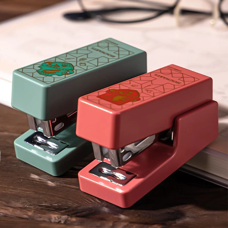1PC Mini Metal Stapler Set With Staples Binding Tools Stationery Office School Student Supplies
1PC Mini Metal Stapler Set With Staples Binding Tools Stationery Office School Student Supplies