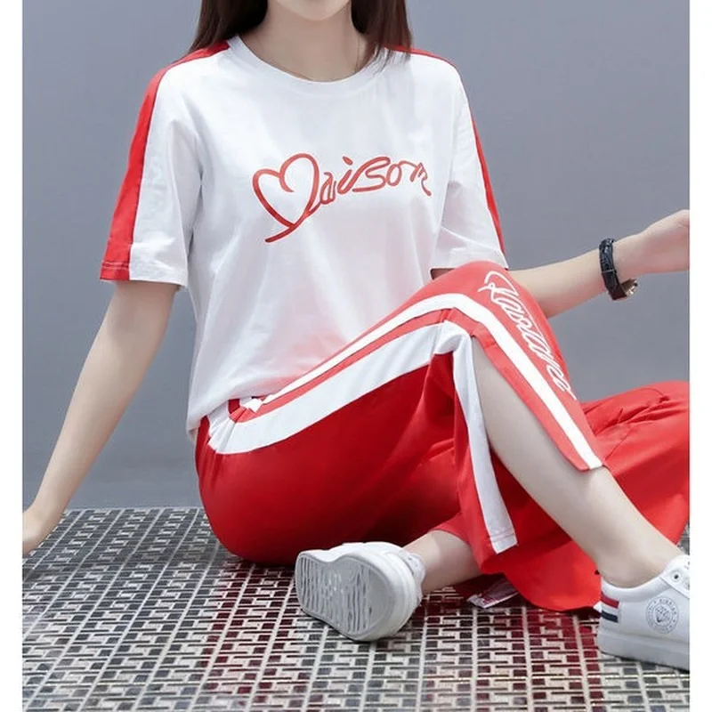 Casual Sports Suit Women's Summer Dress 2022 New Summer Fashion Short-sleeved Slit Wide-leg Pants Two-piece Woman
Casual Sports Suit Women's Summer Dress 2022 New Summer Fashion Short-sleeved Slit Wide-leg Pants Two-piece Woman