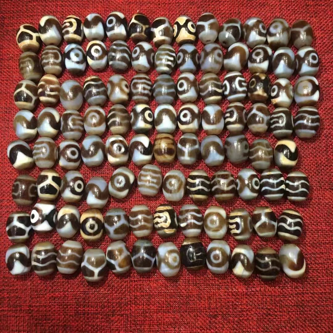 100pcs/lot Tibet Daluo dzi beads old agate tiger teeth water pattern three-eyed Dapeng bird various patterns jewelry diy wholesa
100pcs/lot Tibet Daluo dzi beads old agate tiger teeth water pattern three-eyed Dapeng bird various patterns jewelry diy wholesa