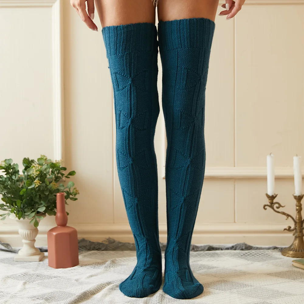 Women's Autumn And Winter Solid Color Over-the-knee Knitted Stockings Wool Socks
Women's Autumn And Winter Solid Color Over-the-knee Knitted Stockings Wool Socks