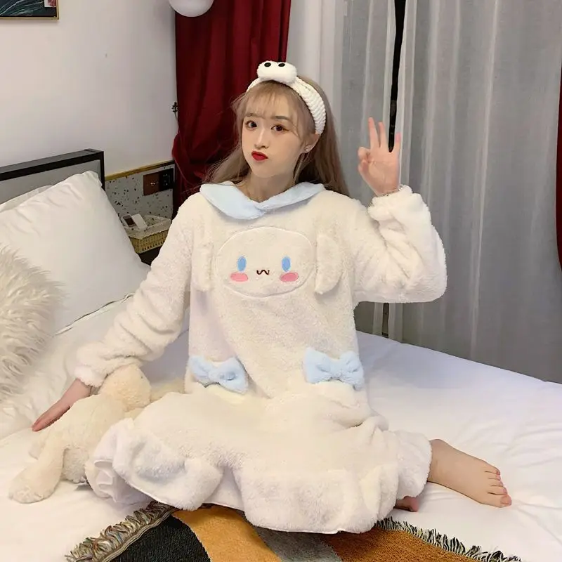 Осенне-зимняя кавайная Пижама Sanrio, Женская длинная плюшевая Пижама Cinnamoroll, мультяшная теплая Домашняя одежда, пижамы, плюшевая игрушка в под...
Осенне-зимняя кавайная Пижама Sanrio, Женская длинная плюшевая Пижама Cinnamoroll, мультяшная теплая Домашняя одежда, пижамы, плюшевая игрушка в под...
