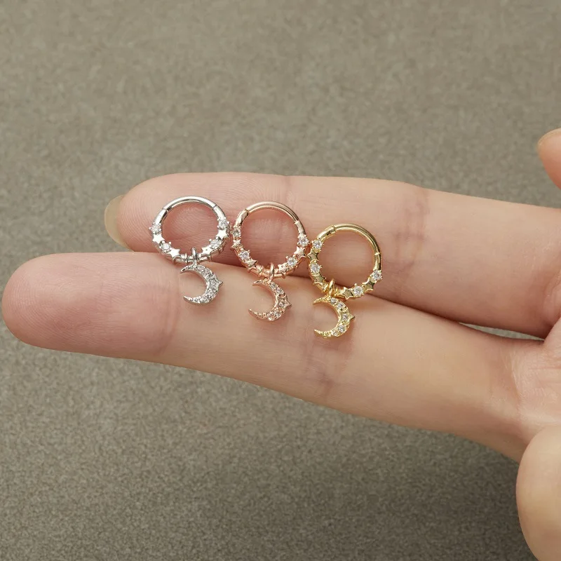 1PC Moon Dangle Septum Piercing Hinged Clicker Nose Ring Zirconia Nose Piercing Stainless Steel Body Jewelry 1.2mm*8mm
1PC Moon Dangle Septum Piercing Hinged Clicker Nose Ring Zirconia Nose Piercing Stainless Steel Body Jewelry 1.2mm*8mm
