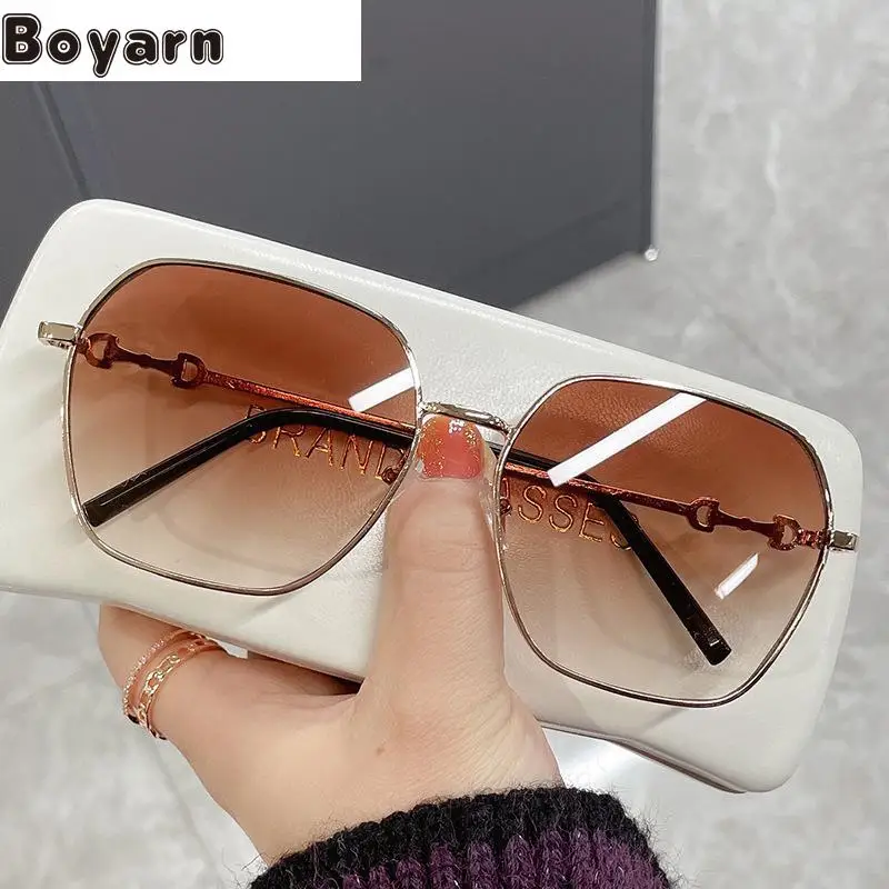 Boyarn 2022 New Korean Version Metal Sunglasses Gafas De Sol Large Frame Women's Sunglasses Online Red Street Photography Sunsha
Boyarn 2022 New Korean Version Metal Sunglasses Gafas De Sol Large Frame Women's Sunglasses Online Red Street Photography Sunsha